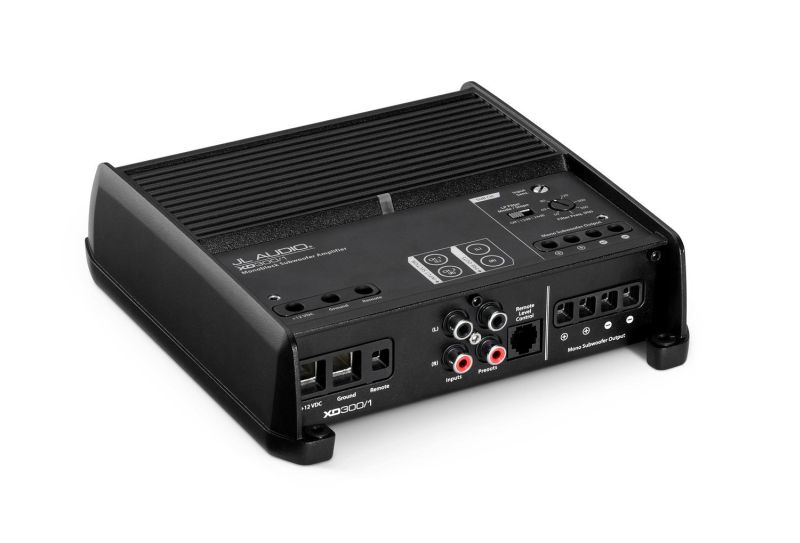 jl audio/JL Audio subwoofer versterker xd300  4